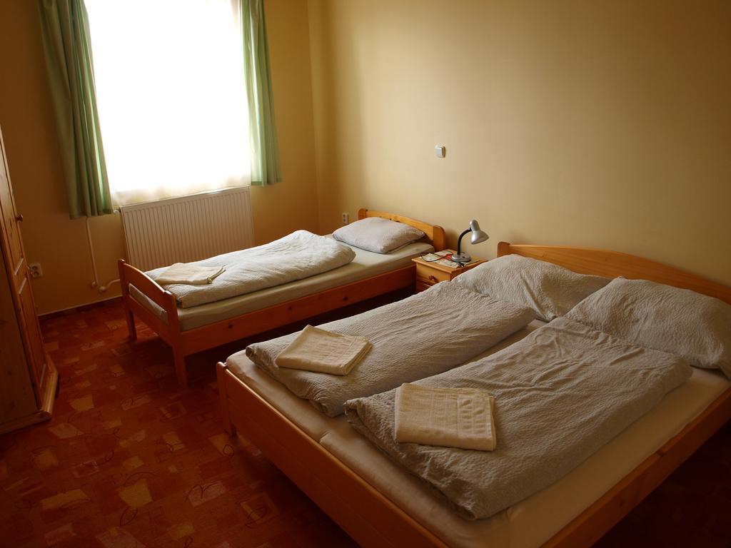 Apartmany Zlosin Velke Losiny Bagian luar foto