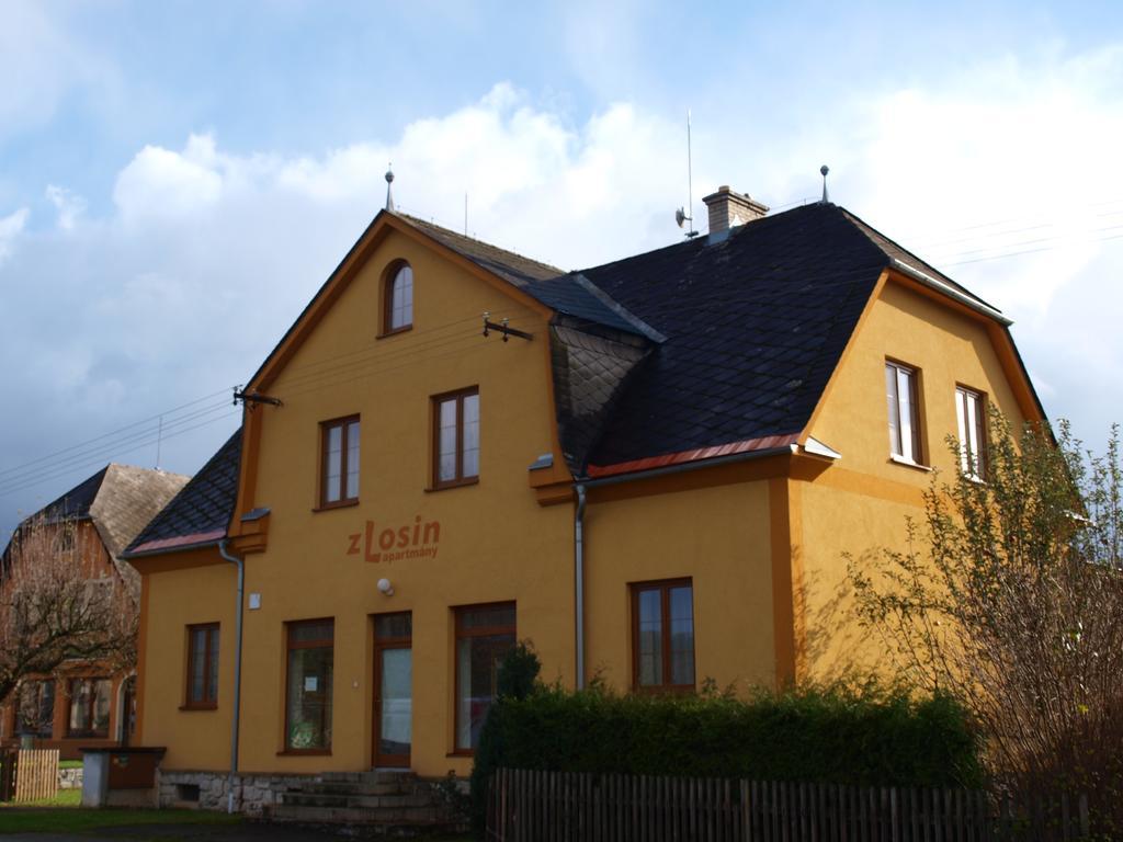 Apartmany Zlosin Velke Losiny Bagian luar foto